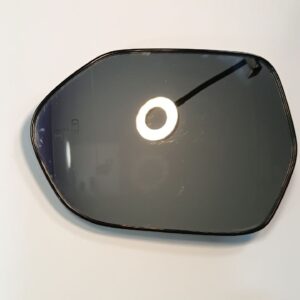 Вкладиш лівого бокового дзеркала Toyota Camry 70 (БУ оригінал) 2018 -2020р